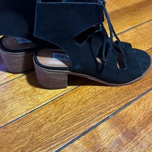 Steve Madden Alpassa lace up sandal size 7